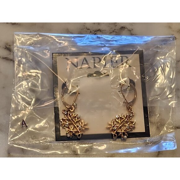 NAPIER Gold Tone Crystal Leaf Drop Earrings Lever Back Closure New With Tags - Picture 2 of 5